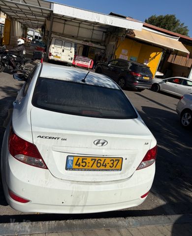 יונדאי אקסנט i25