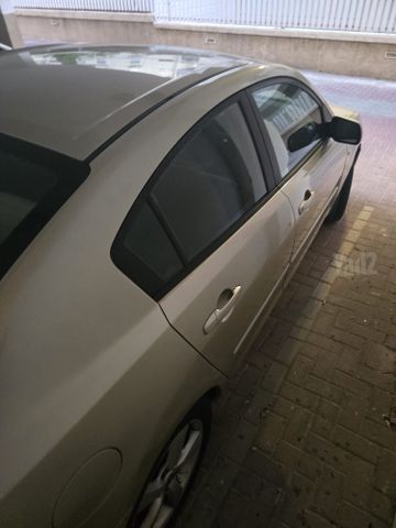 מאזדה 3