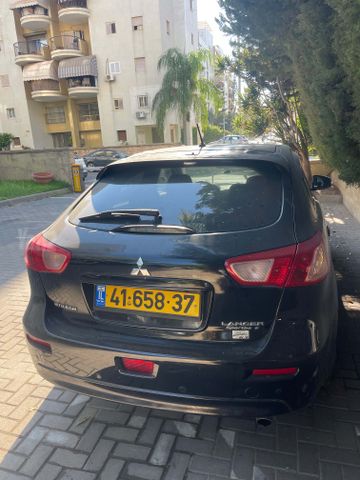 מיצובישי לנסר
