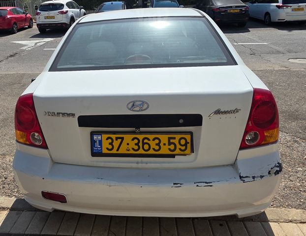 יונדאי אקסנט i25