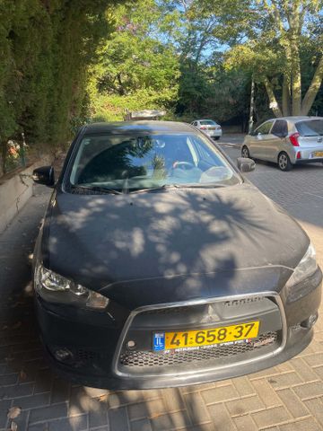 מודעת רכב מיצובישי לנסר