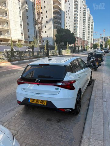 יונדאי i20