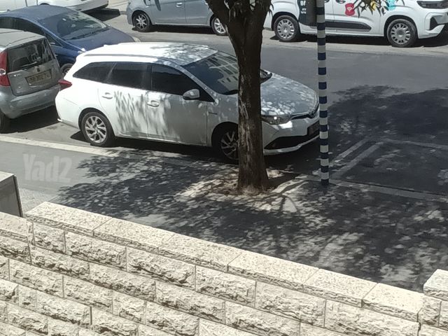 מודעת רכב טויוטה אוריס