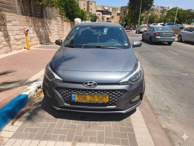 יונדאי i20