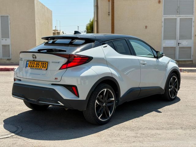 טויוטה C-HR