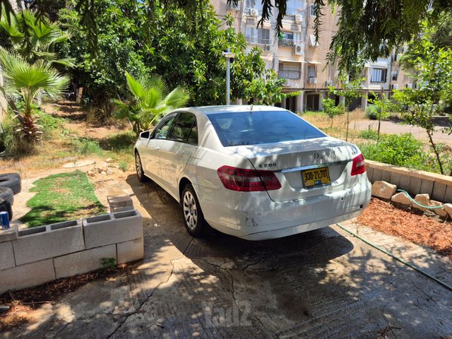 מרצדס-בנץ E-class