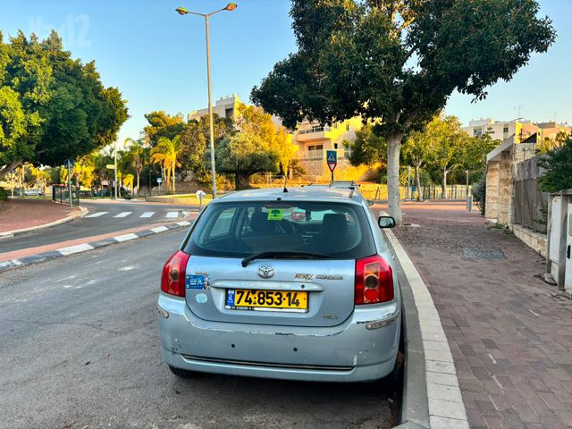 טויוטה קורולה