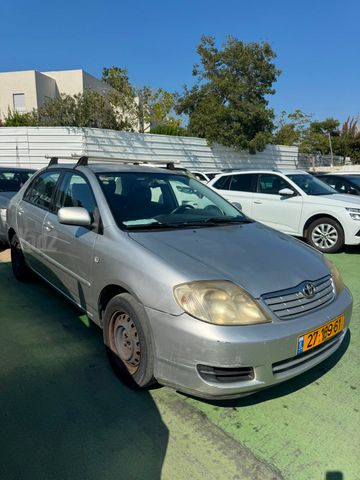 טויוטה קורולה