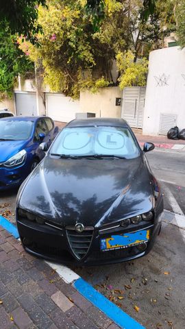 אלפא רומיאו 159