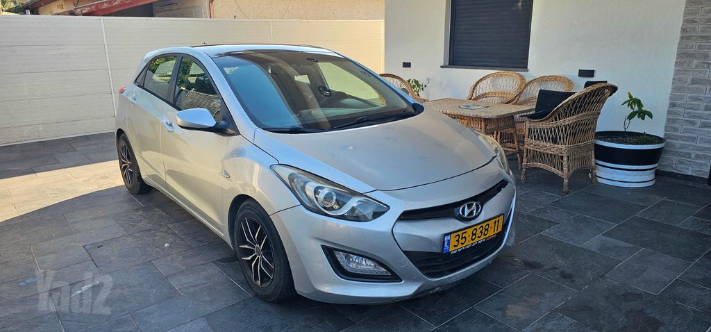 יונדאי i30