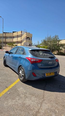יונדאי i30