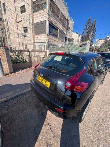 ניסאן ג'וק