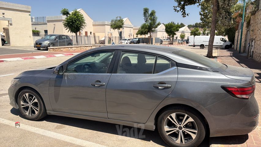 ניסאן סנטרה