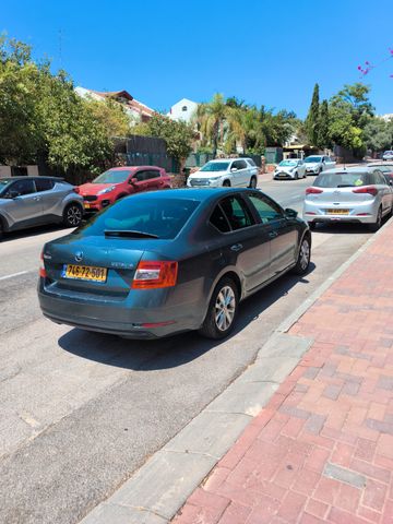 סקודה אוקטביה