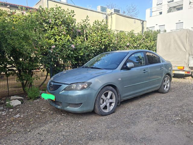 מאזדה 3