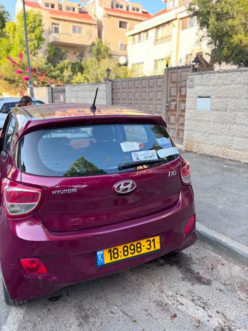 יונדאי i10