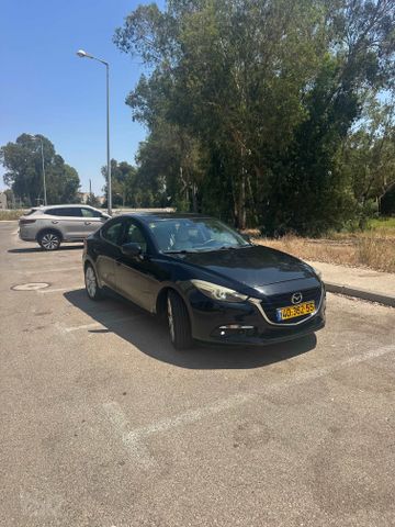 מאזדה 3