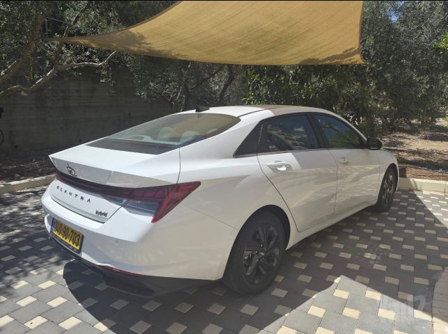 יונדאי אלנטרה
