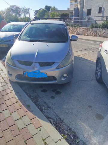מודעת רכב מיצובישי גרנדיס