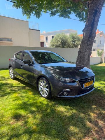 מודעת רכב מאזדה 3