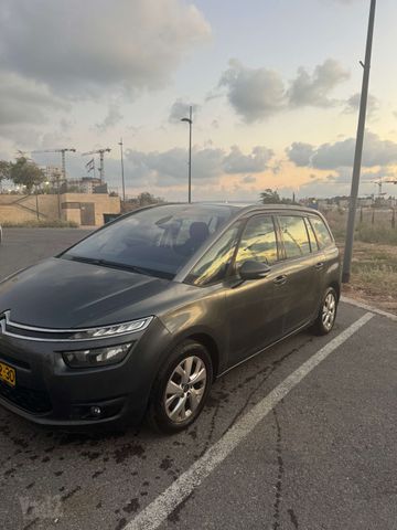 מודעת רכב סיטרואן C4 פיקאסו