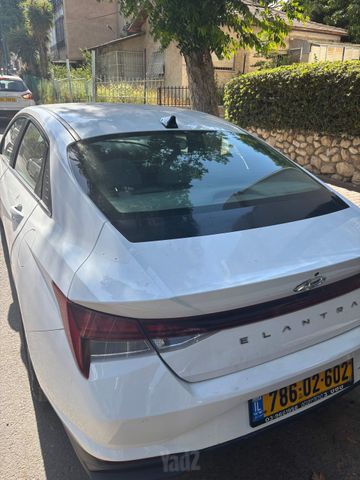 יונדאי אלנטרה