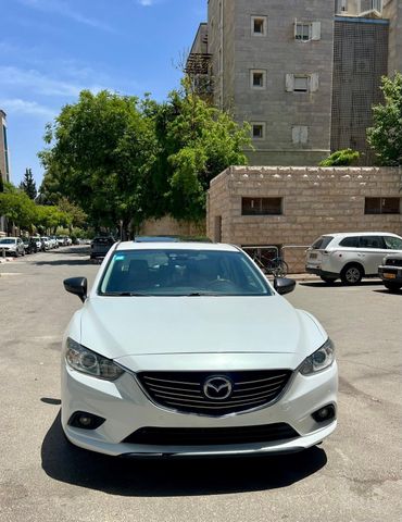 מודעת רכב מאזדה 6