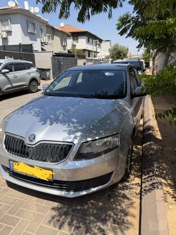 סקודה אוקטביה