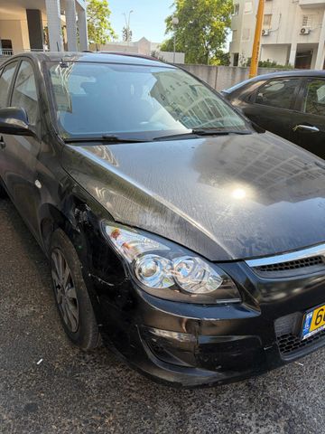 יונדאי i30
