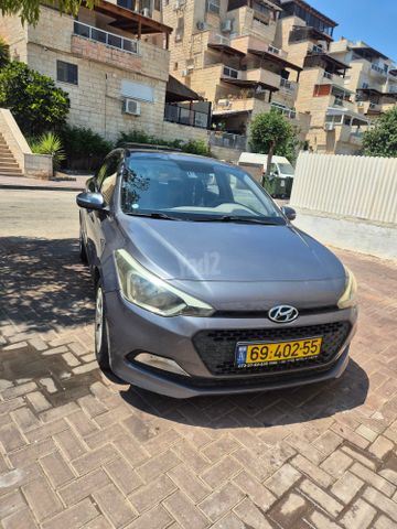 יונדאי i20