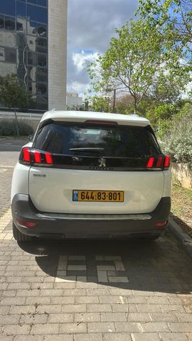 מודעת רכב פיג'ו 5008