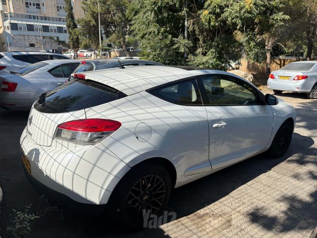רנו מגאן
