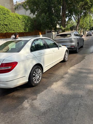 מרצדס-בנץ C-class