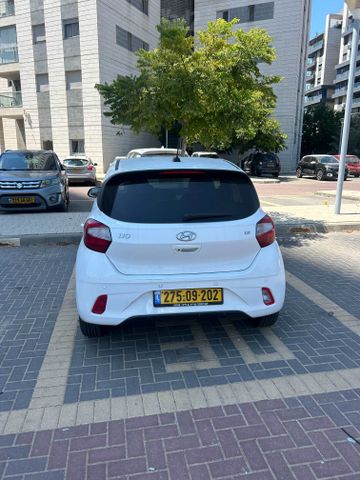 יונדאי i10