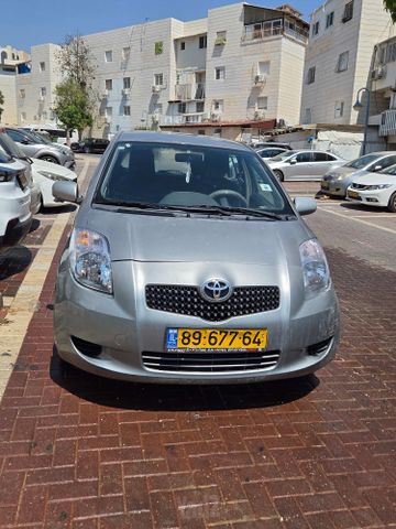 מודעת רכב טויוטה יאריס