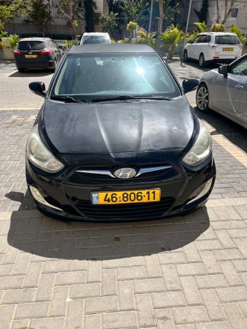 יונדאי אקסנט i25