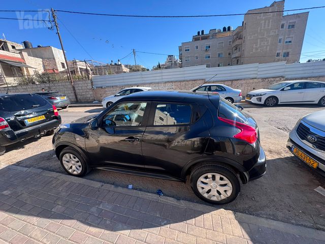 ניסאן ג'וק