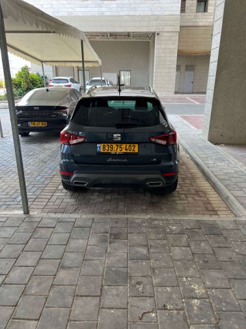 מודעת רכב סיאט ארונה