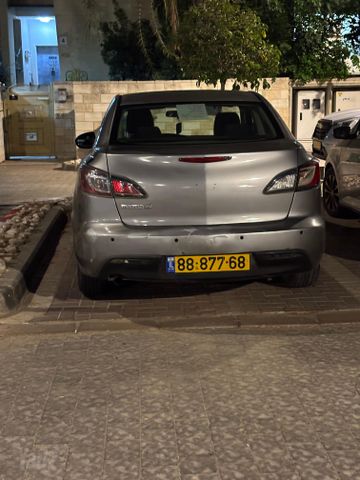 מודעת רכב מאזדה 3