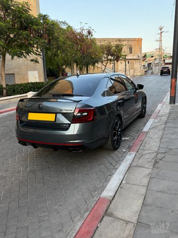 סקודה אוקטביה