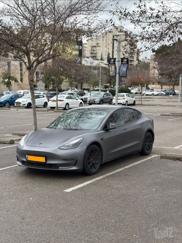 טסלה מודל 3