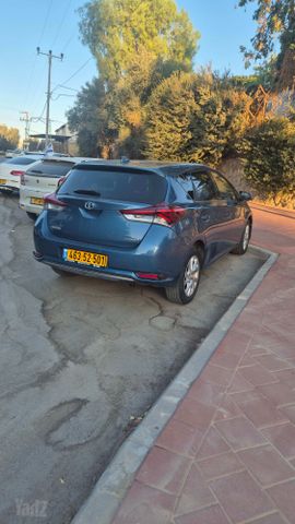 טויוטה אוריס
