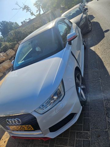 מודעת רכב אאודי A1