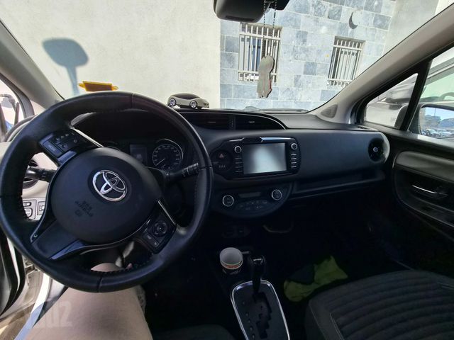 טויוטה יאריס