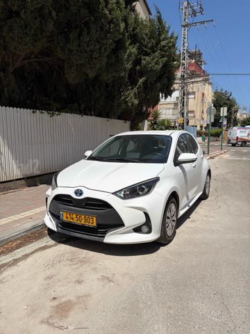 מודעת רכב טויוטה יאריס