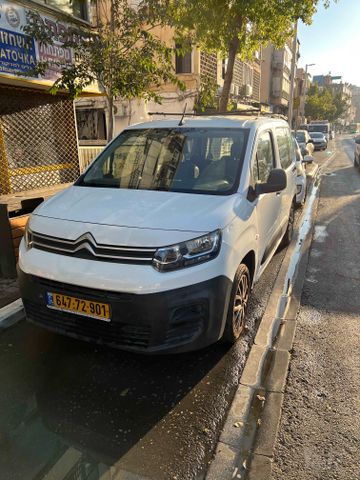 מודעת רכב סיטרואן ברלינגו