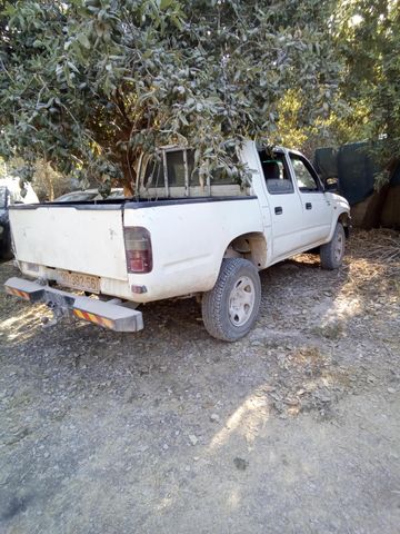 טויוטה היילקס