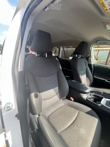 טויוטה RAV4