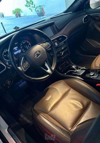 אינפיניטי QX30