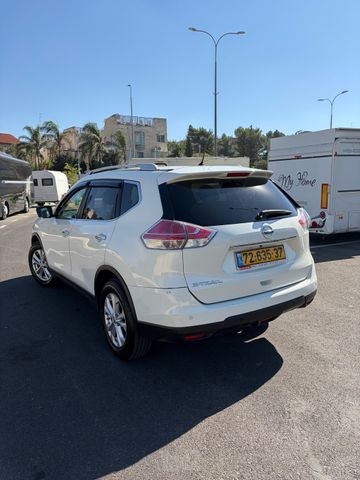 ניסאן אקס טרייל